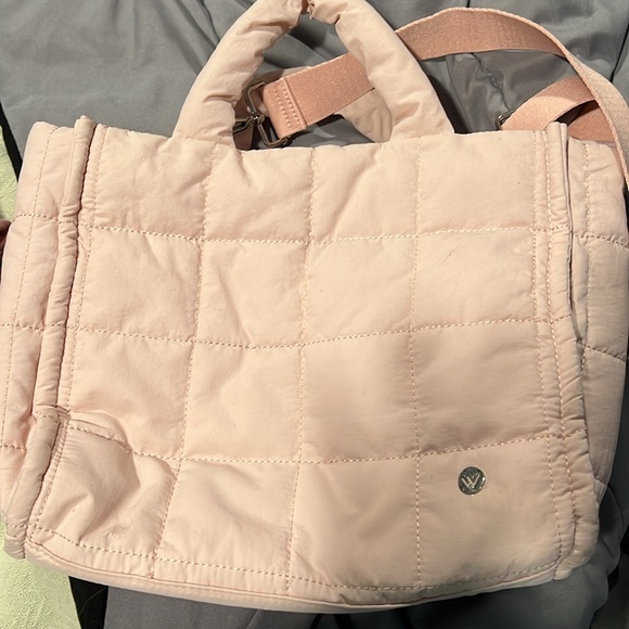 West bronco medium puffer tote (viral bag on TikTok) - Picture 2 of 4